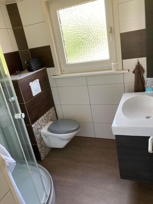Behagliches Nurdachhaus Im Ferienhausgebiet Langelsheim Esterno foto